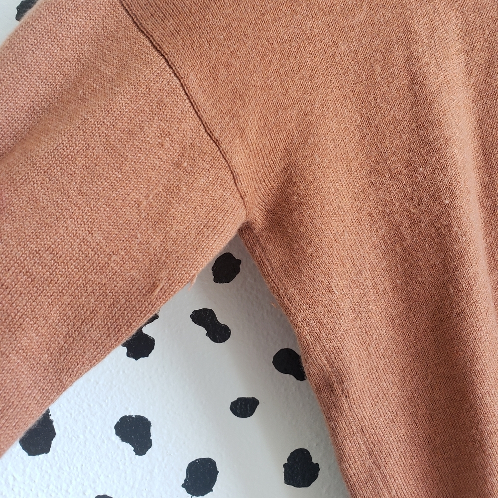 Rust/Brown Lightweight V neck Sweater - Picture 5 of 9